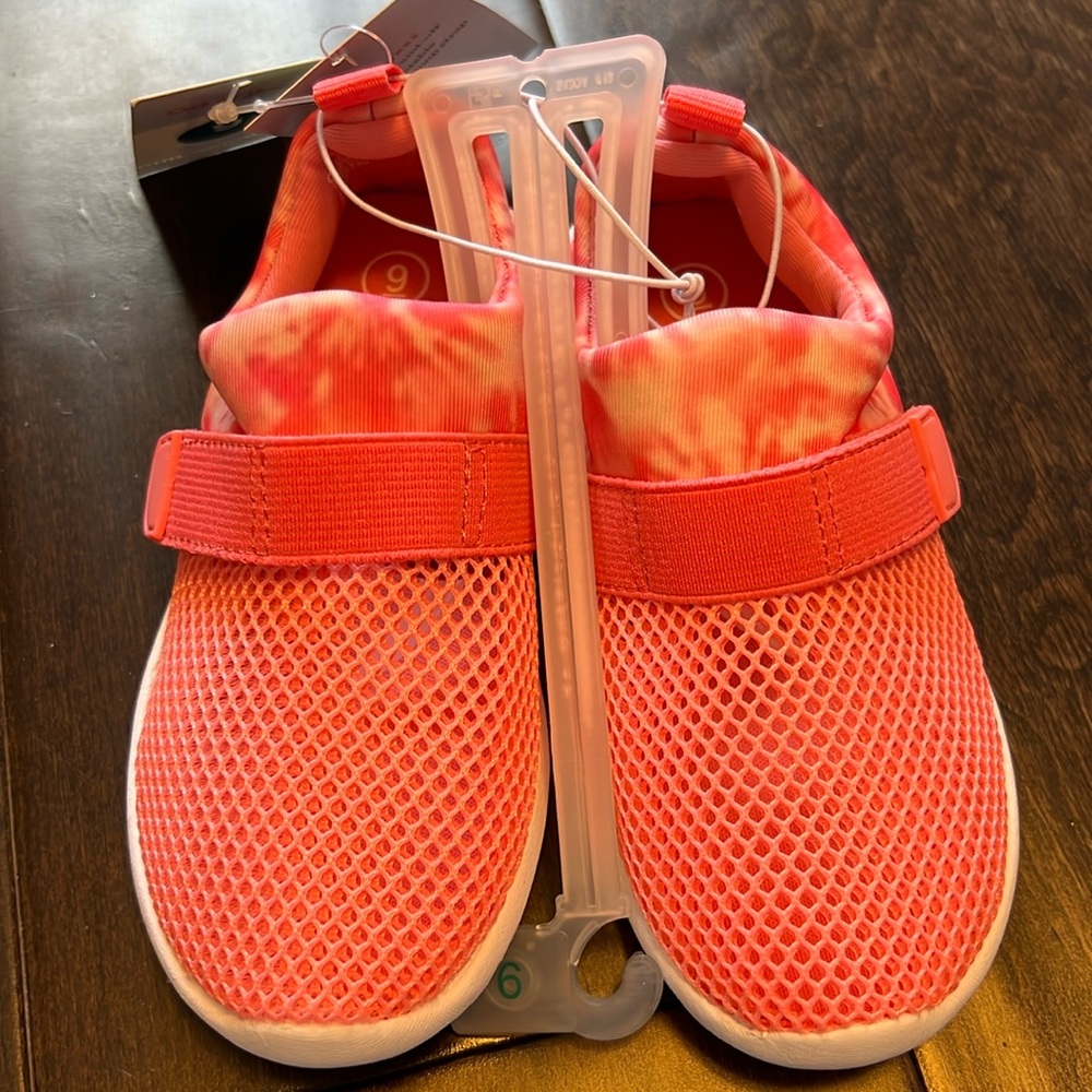 NWT Cat and Jack Toddler Girls Austen Bright Swim Water Shoes!